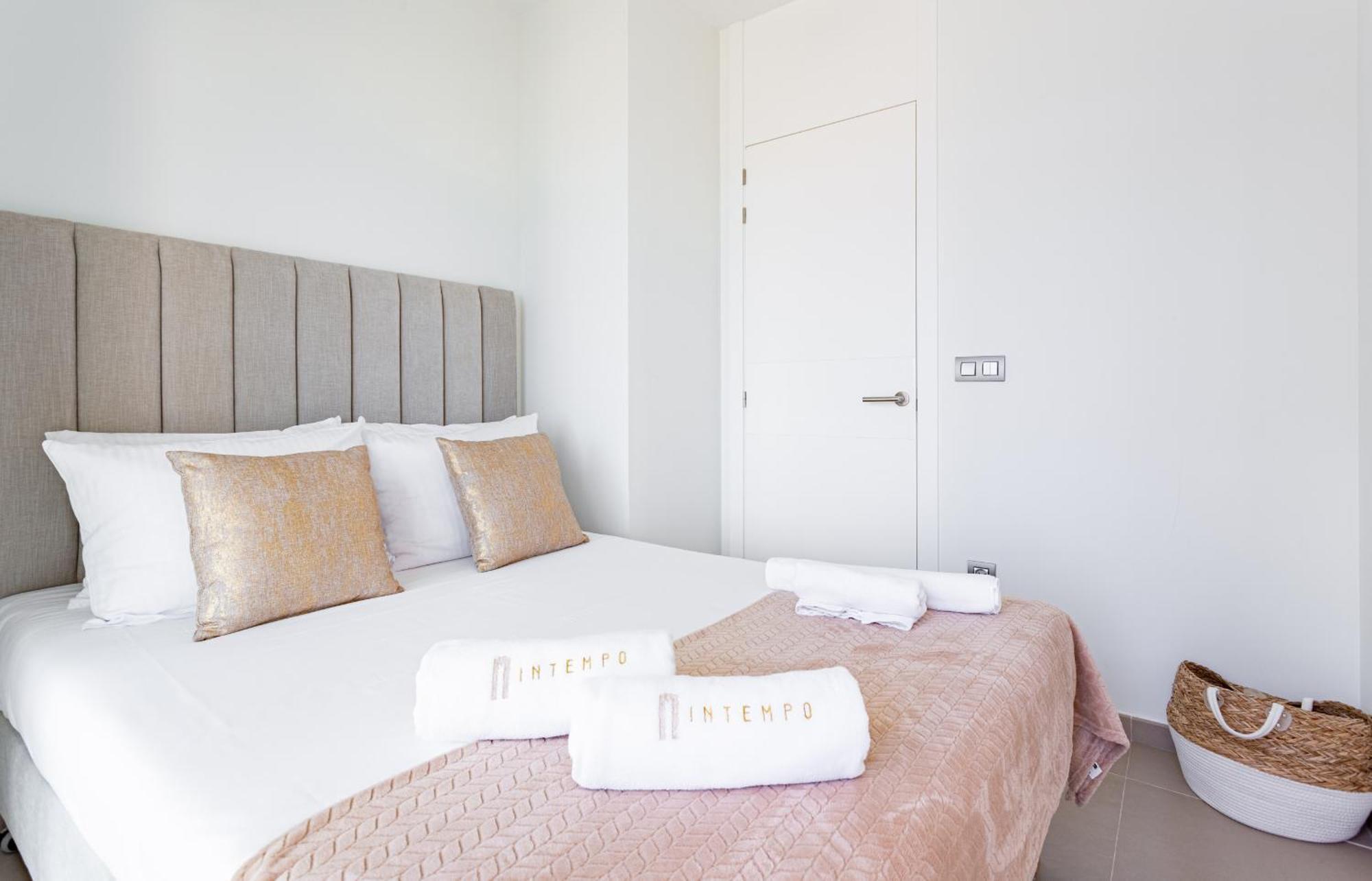 Intempo By Holuxe - 045 - 4Th Floor Apartment Benidorm Bagian luar foto